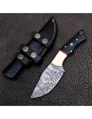 TJ002 - Horn Wood Handle Damascus Knife