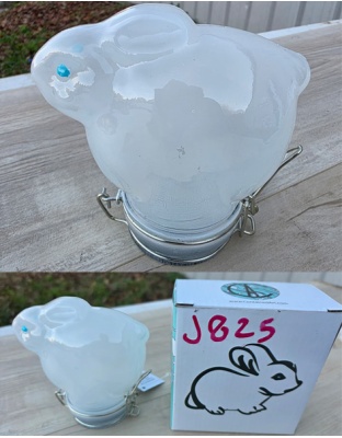 J825 - Bunny Glass Jar Air Tight Container Moon White