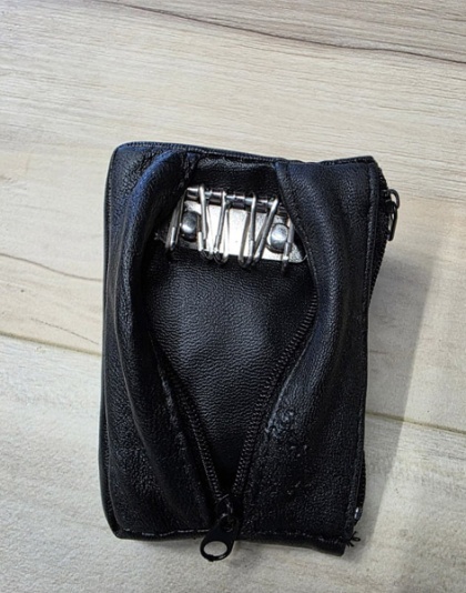 CP34 - Leather Coin &amp; Keys Holder
