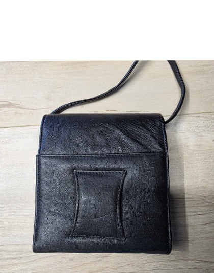 H150 - Leather Wallet &amp; Credit Card holder